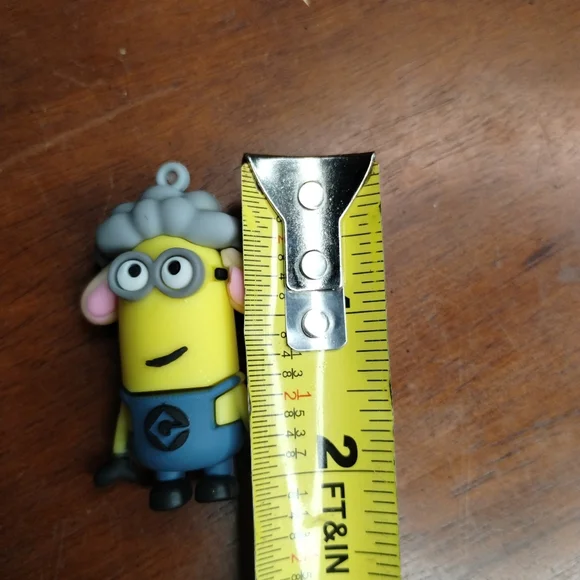 New Sheep Minion Key Holder Keychain - Picture 3 of 3